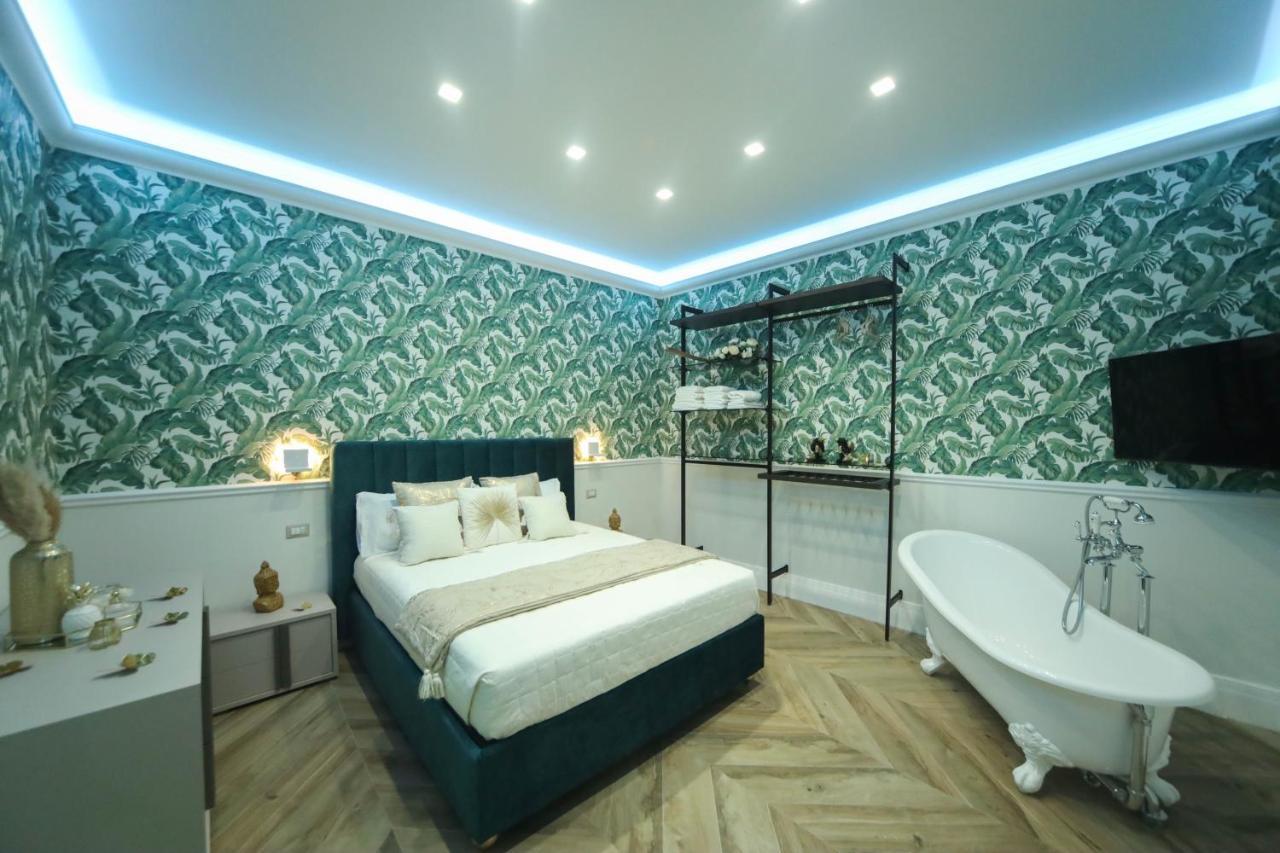 Lucrezia'S Home Кастеламаре ди Стабия Екстериор снимка